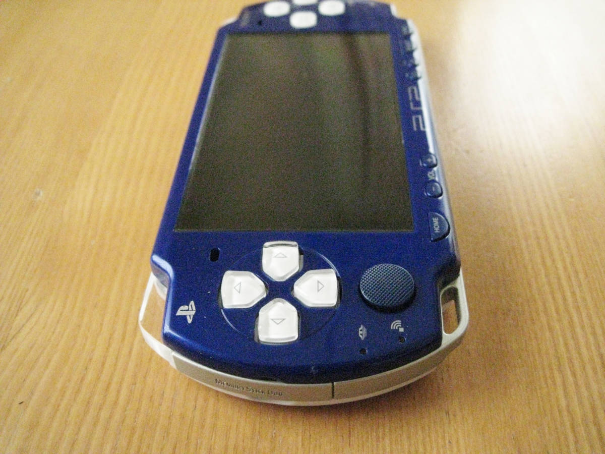 PSP CFW対策前基板 PSP-2000 0 ホワイト・ブルー カスタマイズ品 | - PSP2000 2000用フル交換シェルケースカバーフェイスプレートセット修理部品 CFW PSP活用情報局 対策基板を判別する 天上のシミ 対策基盤と対策前基盤。: PSP-Q