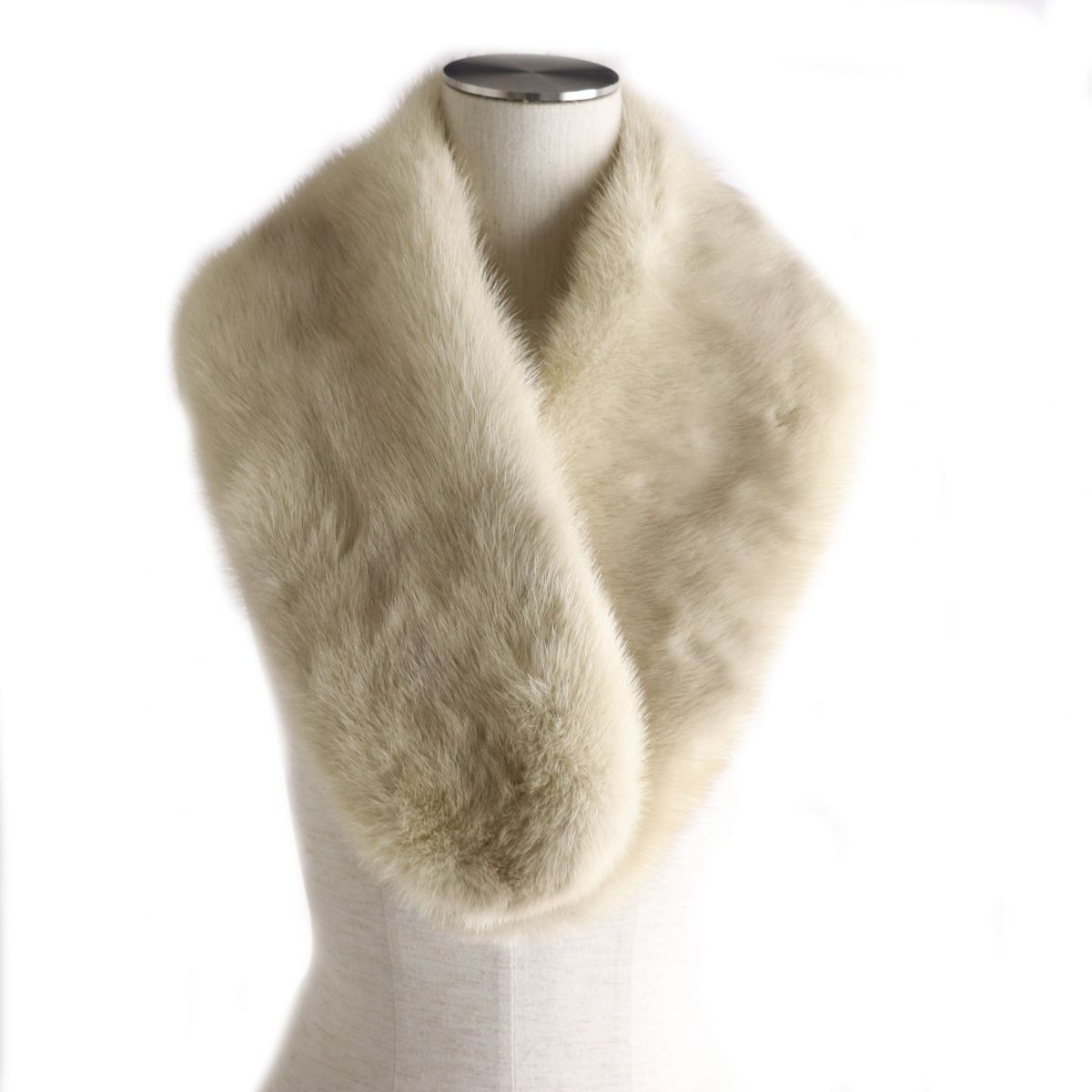 37459 Mink Warm Stole – FOXEY 公式オンラインストア 毛並み美品