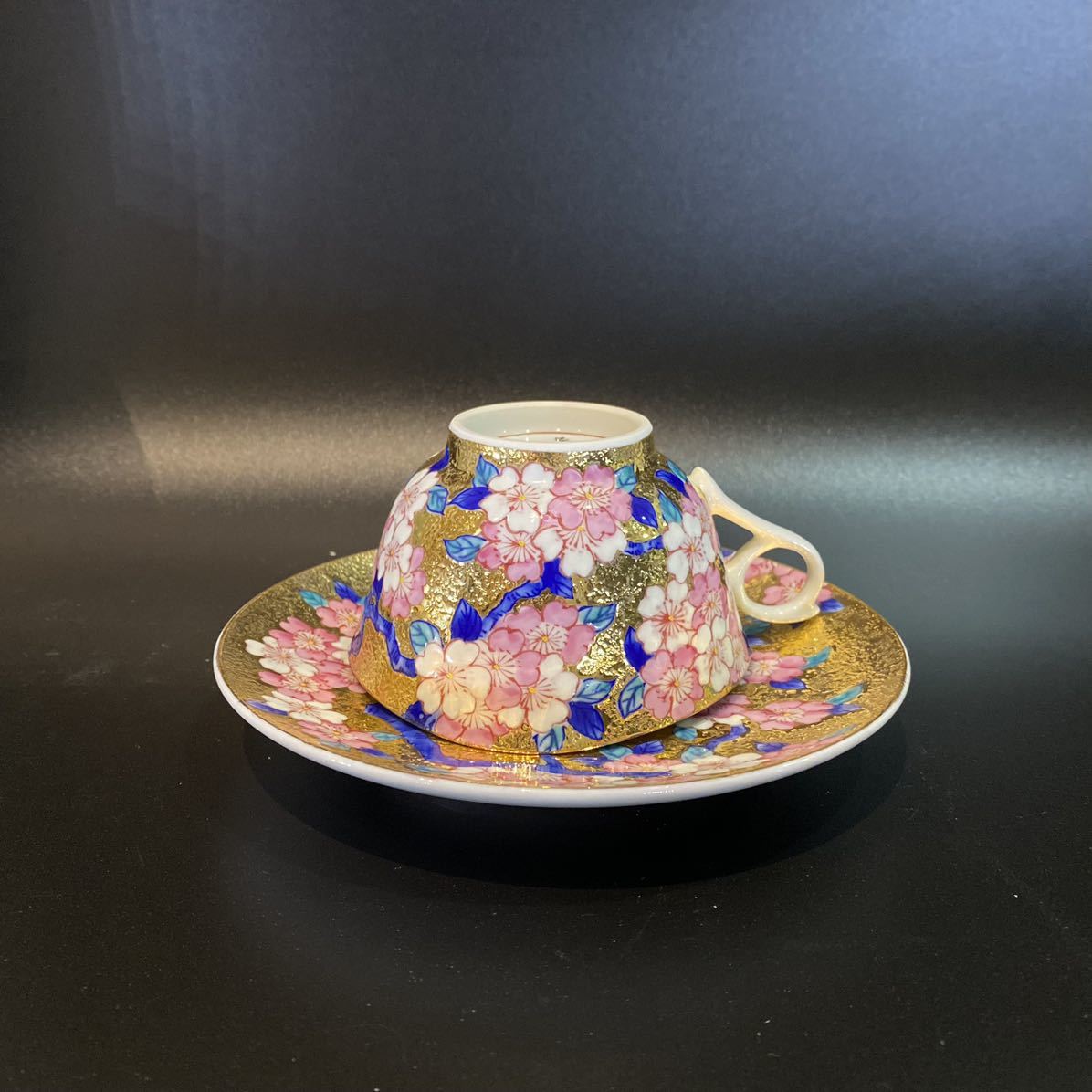 有田焼 金龍窯 夜桜 ティーカップソーサー紅茶碗皿 有田焼 金龍窯 夜桜