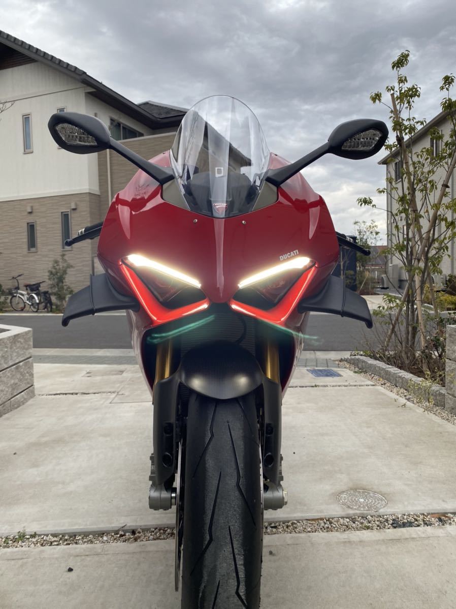 ducati パニガーレV4s 2021 走行618kmほぼ新車状態、個人、メーカー
