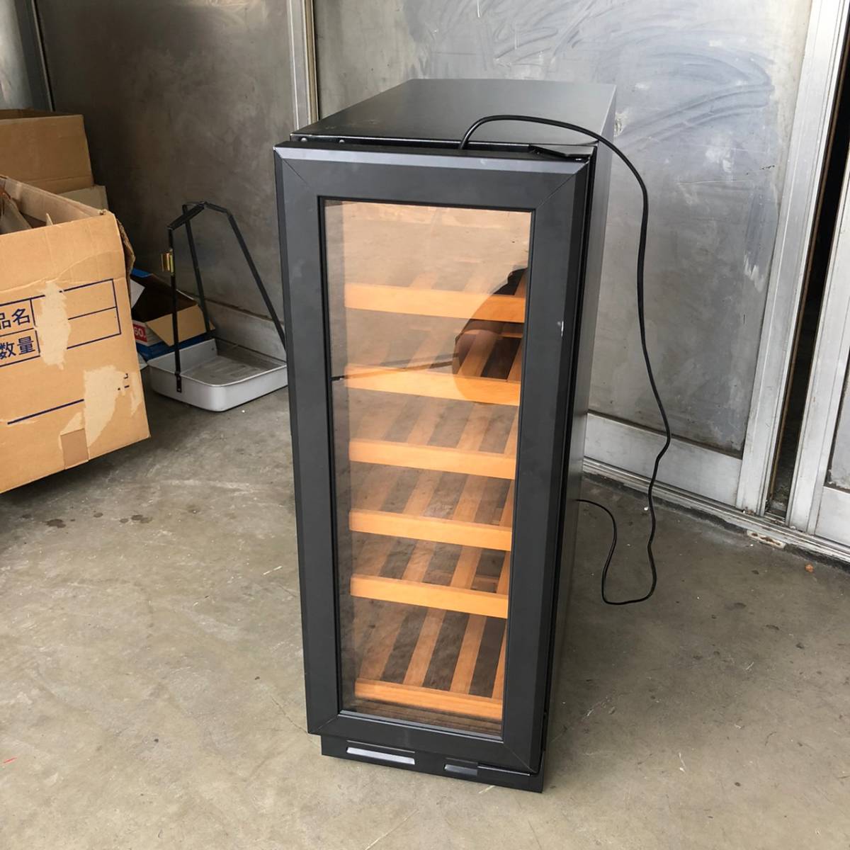三ツ星貿易 ワインクーラー MLY-60 :: 60L 18本収納 ブラック 《5〜18 