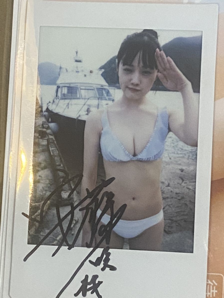安藤咲桜 1st写真集 さくら、はらり 直筆サイン本&サイン入りチェキ 1 