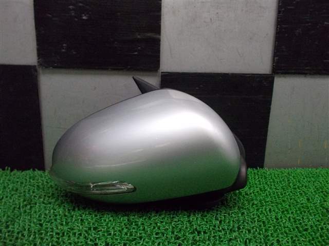 送料無料，人気 エッセ カスタム 右ドアミラー 電格 TL付/S07 L235S 23241(ドアミラー)｜売買されたオークション情報、yahooの商品情報をアーカイブ公開 - オークファン ダイハツ用