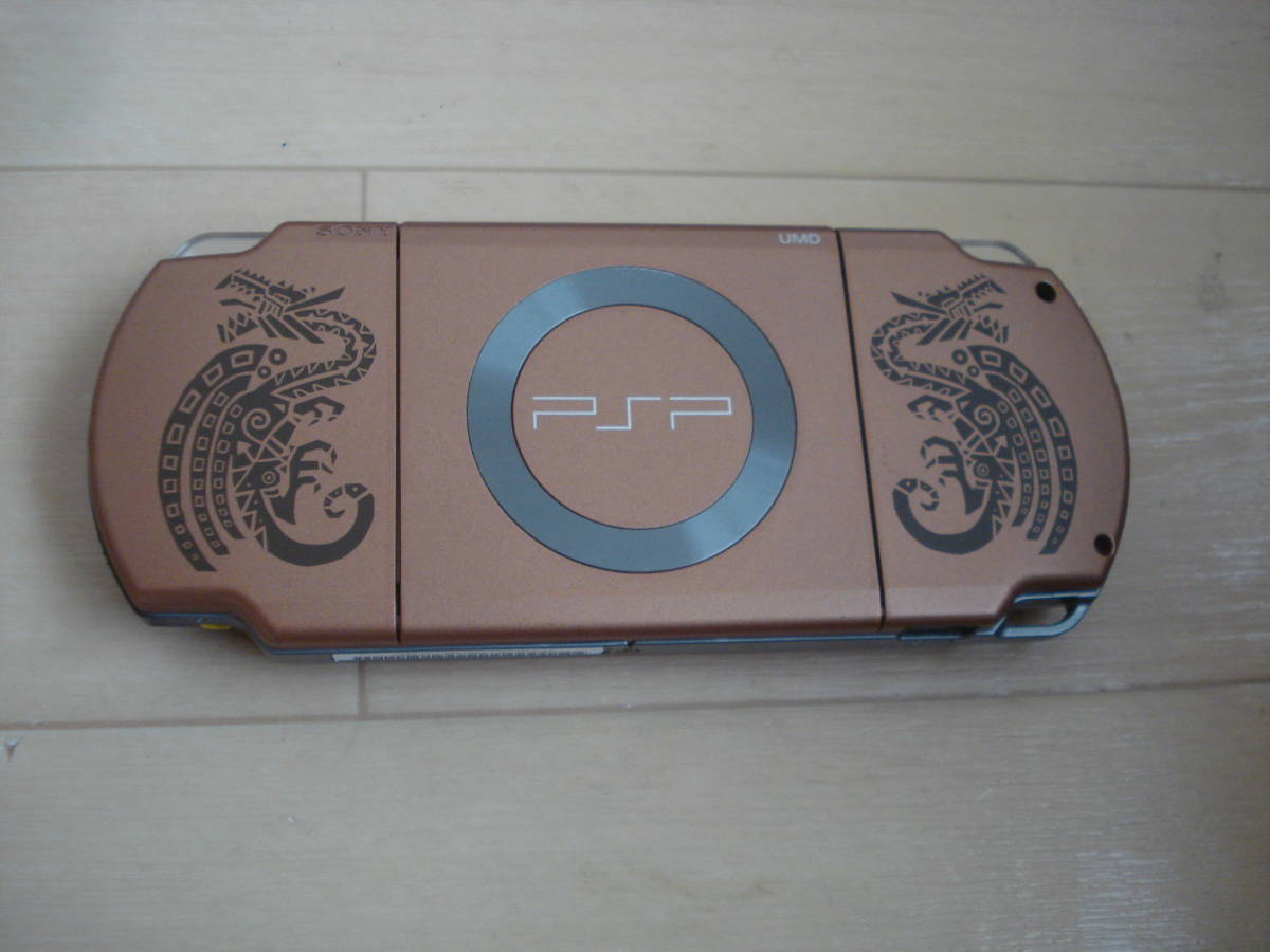 美品！☆SONY PSP-2000 本体 モンスターハンターポータブル 2nd G 