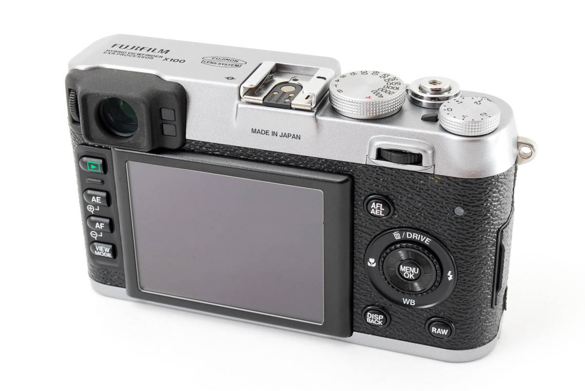 ☆超極上☆ FUJIFILM フジフイルム FinePix x100 シルバー ☆超極上☆ FUJIFILM フジフイルム FinePix x100 シルバー