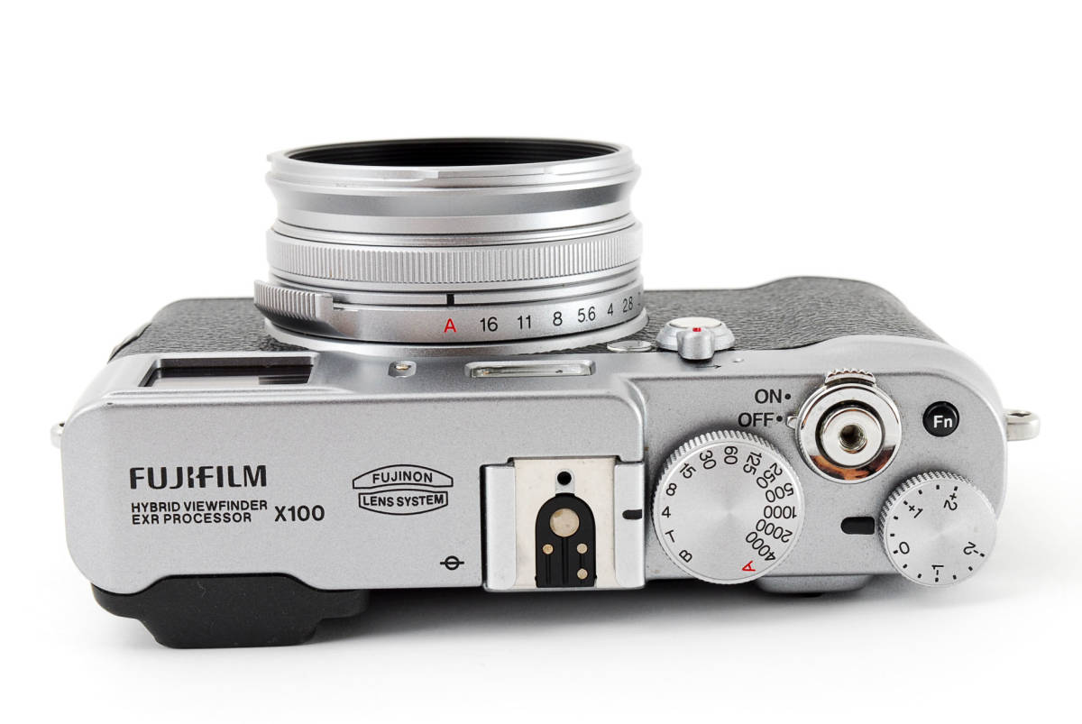 ☆超極上☆ FUJIFILM フジフイルム FinePix x100 シルバー ☆超極上☆ FUJIFILM フジフイルム FinePix x100 シルバー