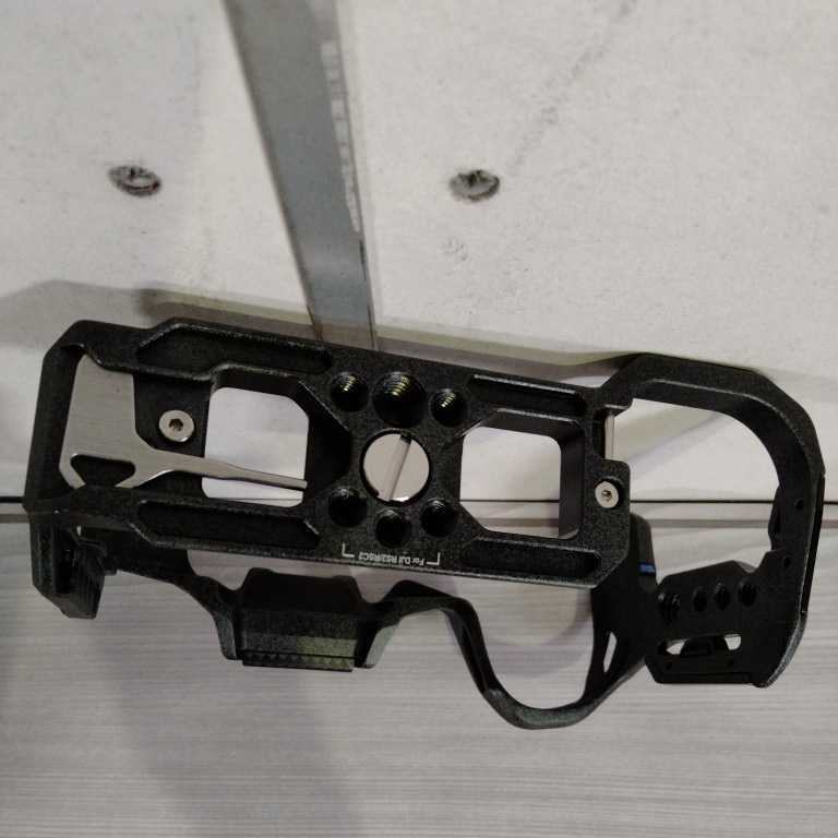 SmallRig R5 / R6 / R5 C用 ケージセット＋モニターマウント EOS R5 C
