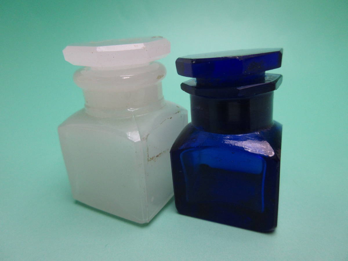100%新品，限定SALE MOB 14 コバルト色 乳白色 ガラス 蓋付 小瓶 ２個 検 香水瓶 薬瓶 硝子 ウランガラス ゆらゆら硝子 気泡硝子 戦前 レトロ アンティーク(その他)｜売買されたオークション情報、yahooの商品情報 その他