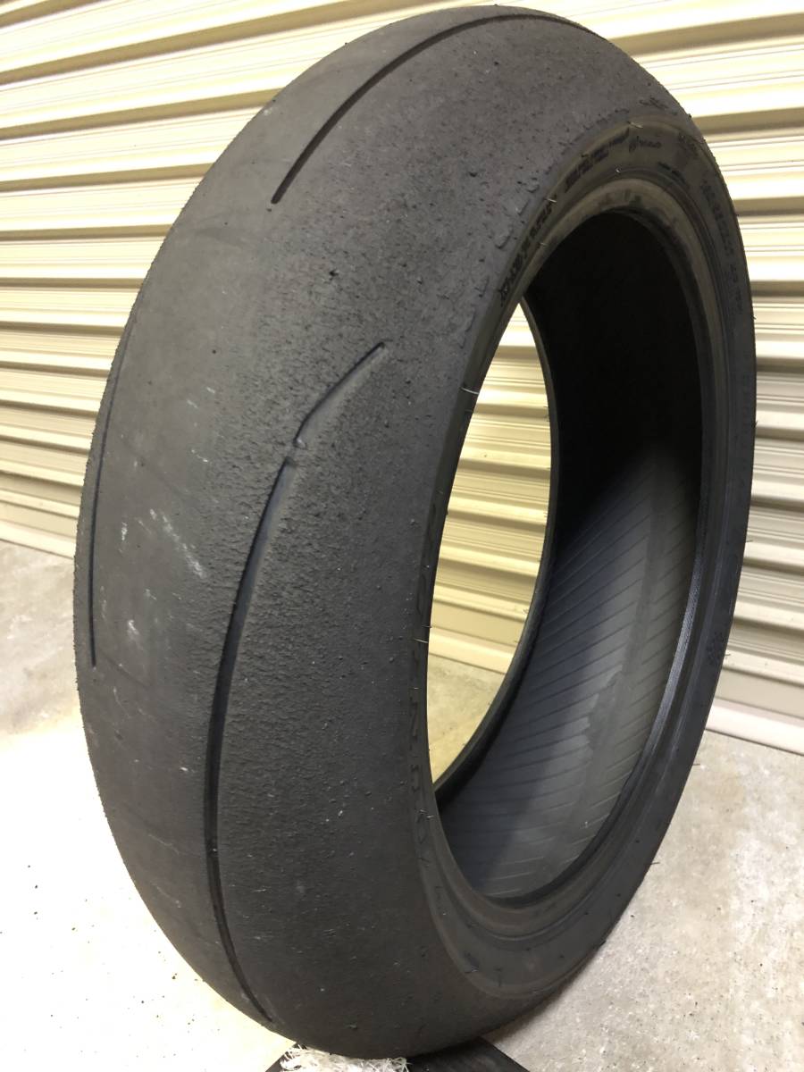 DUNLOP SPORTMAX Q4 190/55ZR17 中古① Sportmax Dunlop Q4 Tire, (75W