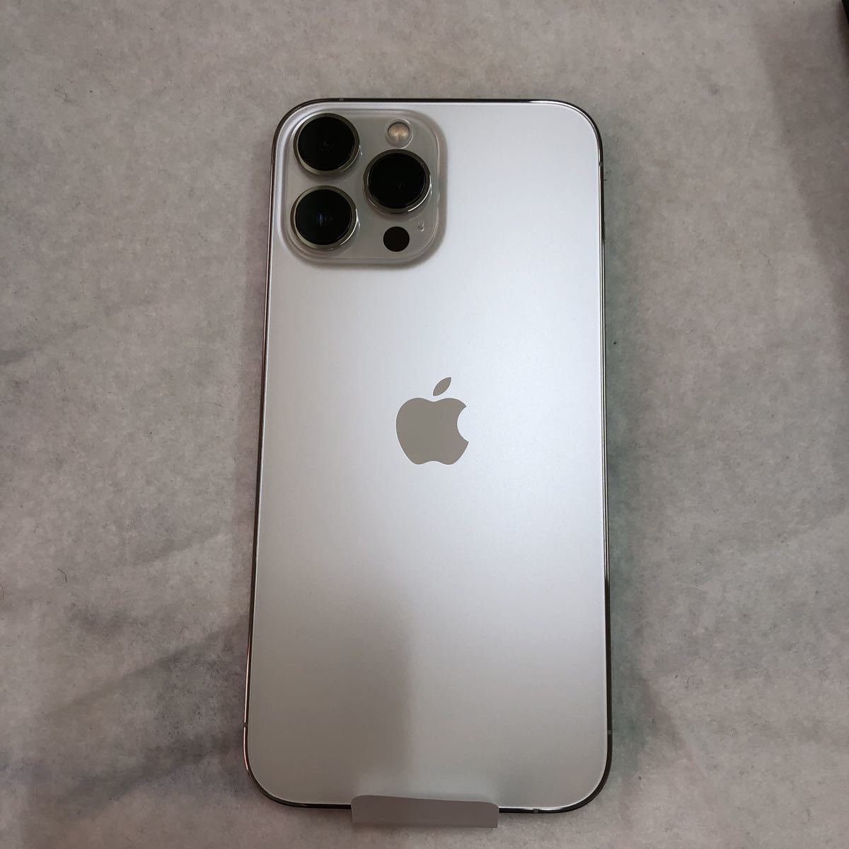 4009【美品IPHONE】Aランク iphone 13 pro max 512 gb ホワイト 一括 