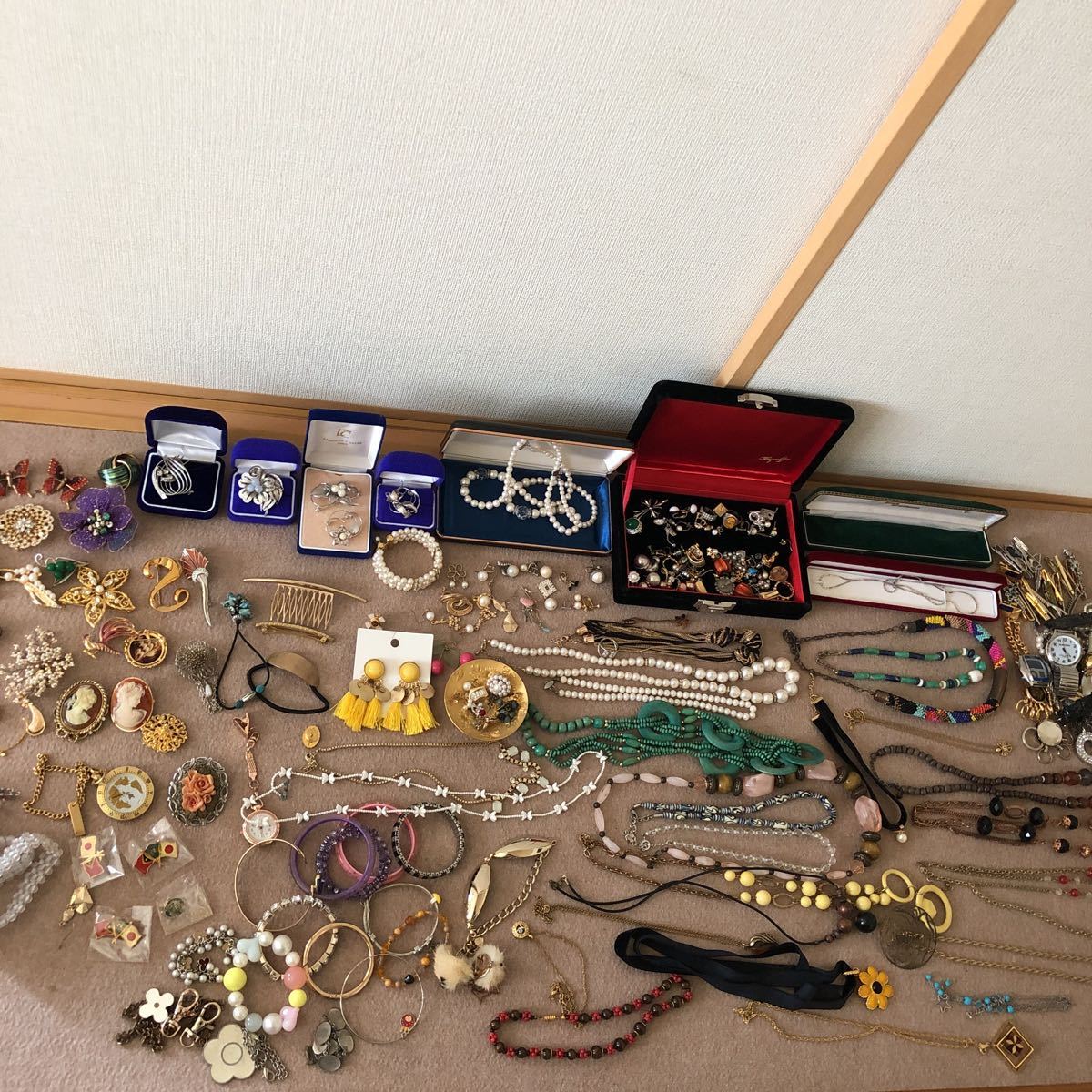 アクセサリー イミテーション まとめて 大量セット 遺品整理 Yahoo