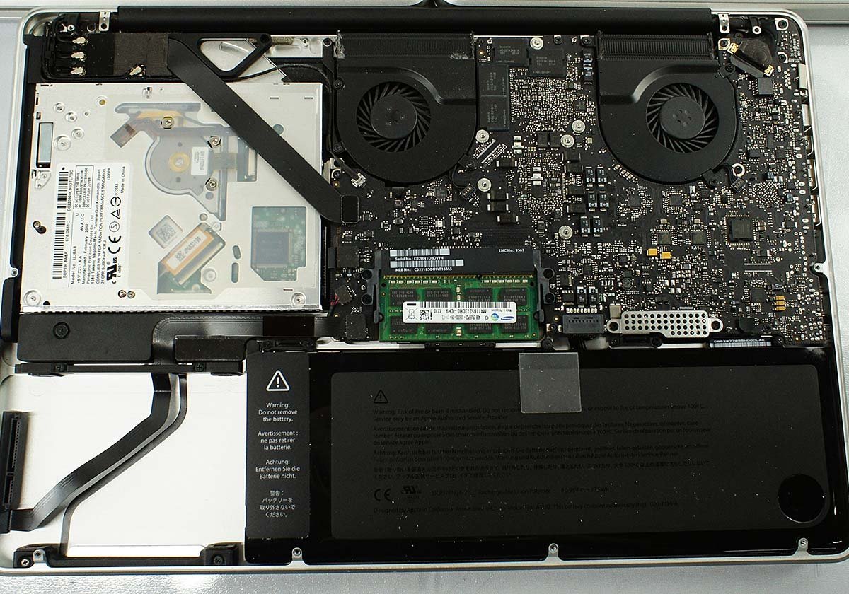 ジャンク 3台set 外装比較的美品 MacBook Pro 15インチ Late 2011 
