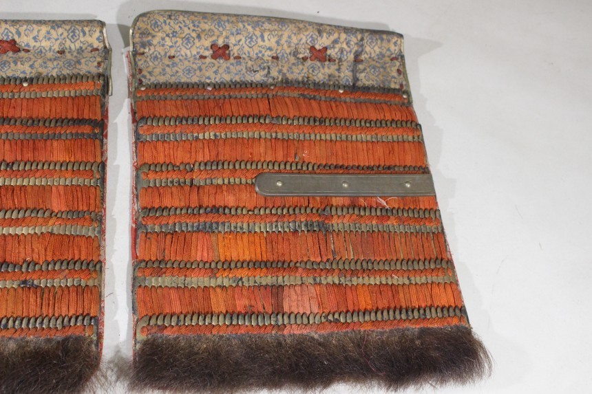 △▽金塗七段切付小札広袖 江戸 革、金塗 45×32cm 1.68kg 鎧/甲冑