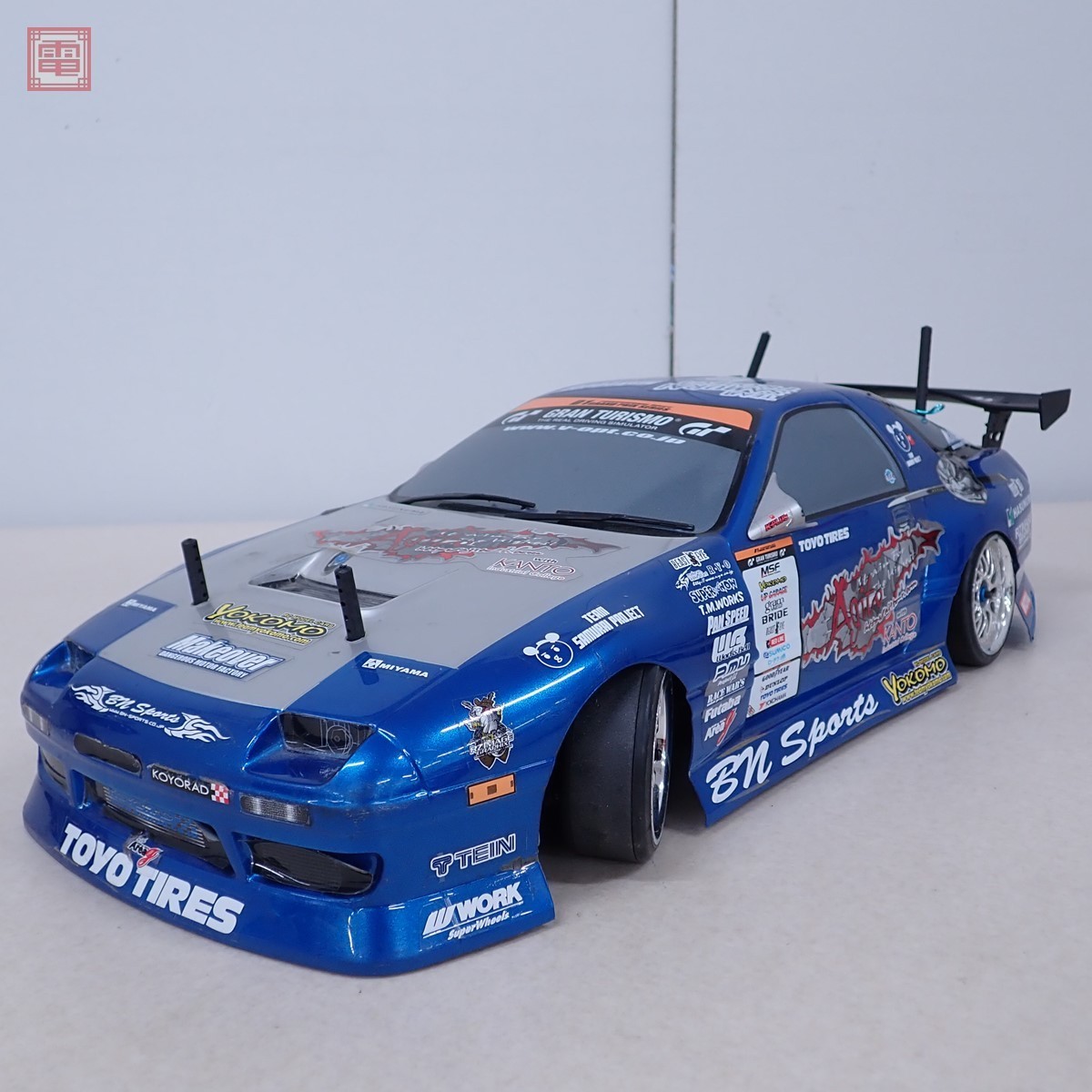 ヨコモ 1/10 ドリフトパッケージ Team SAMURAI Project FC3S ボディ