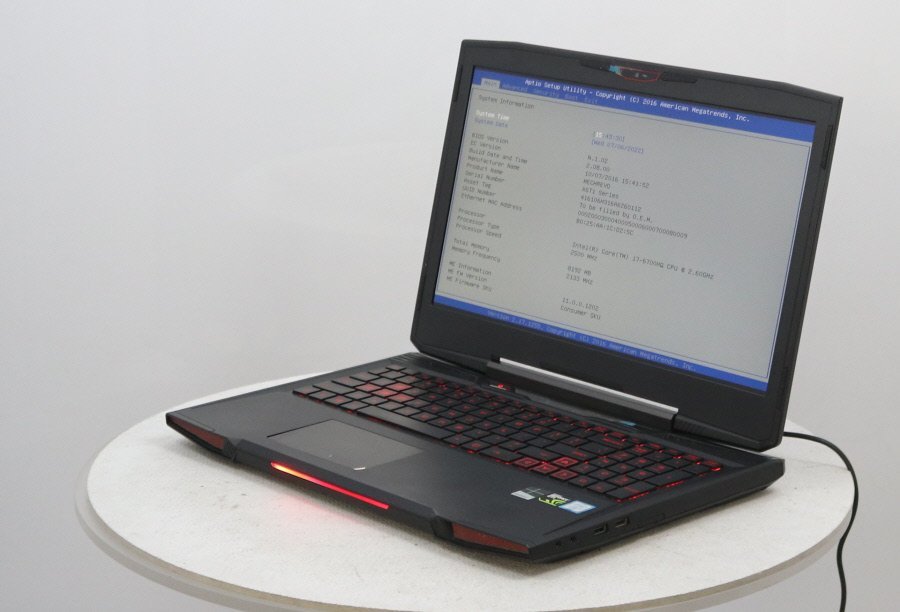 MECHREVO X6Ti Series　Core i7-6700HQ 2.60GHz 8GB 500GB HDD■1週間保証