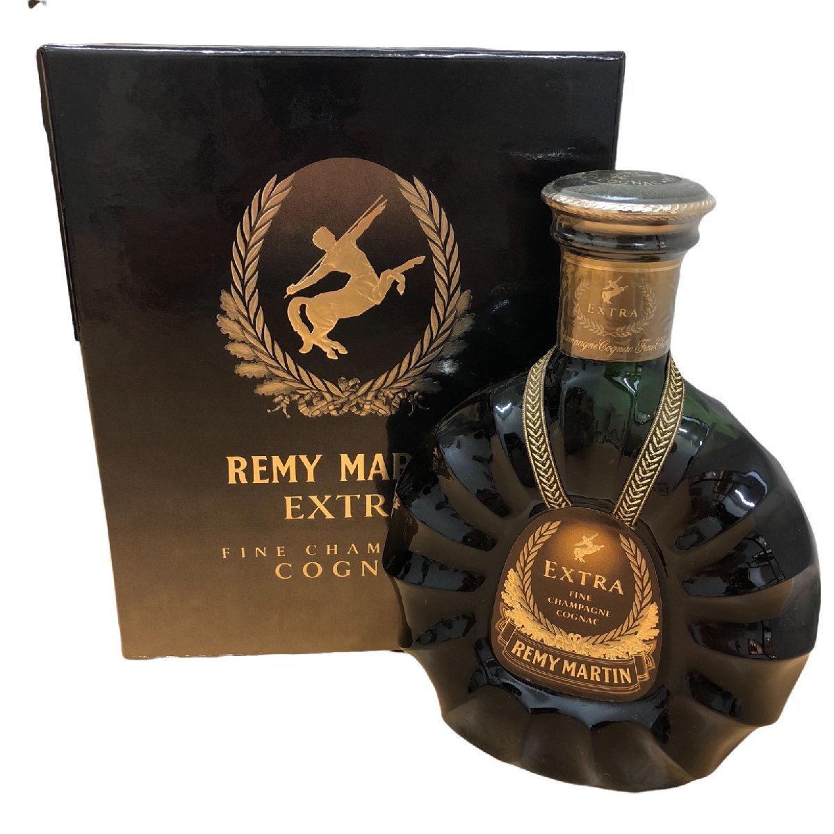 飲料・酒 BEMY MARTIN酒。開栓していません