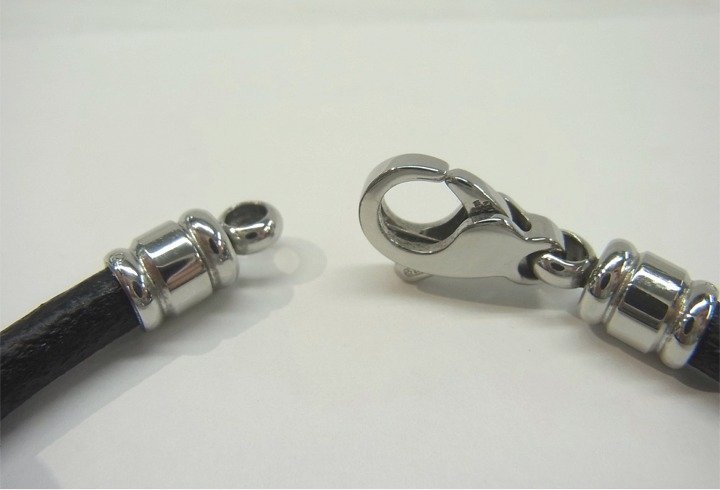 □ BVLGARI/ブルガリ □ 革 レザー ネックレス チョーカー 50センチ