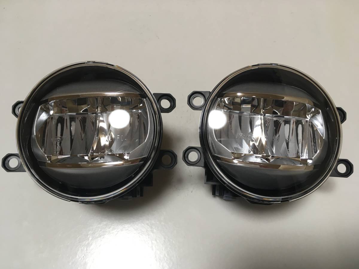  新車外し 30系 トヨタ アルファード ヴェルファイア 純正 LED フォグランプ 左右 KOITO 48-150 プリウス ヴォクシー ノア(トヨタ用)｜売買されたオークション情報、yahooの商品情報をアーカイブ公 純正品