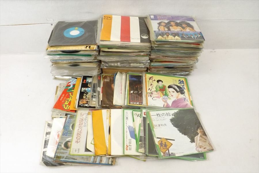 ▽まとめて出品 EP盤 約300枚 ジャンル様々 レコード 現状品 中古