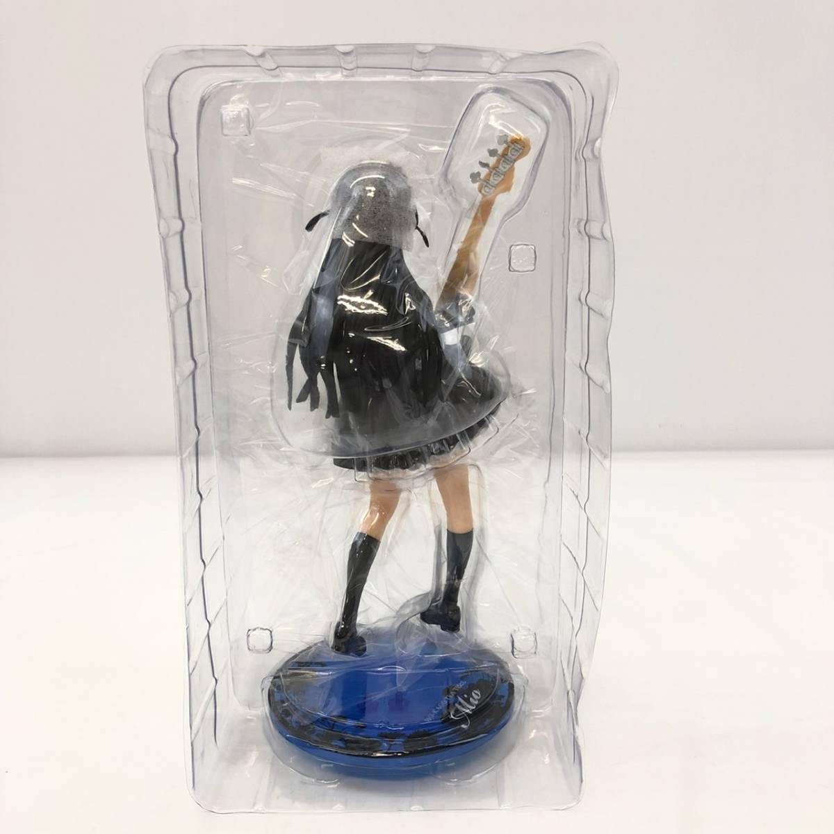 No.3318 けいおん! 1/8スケール 秋山澪 学園祭Ver. PVC製塗装済み完成 