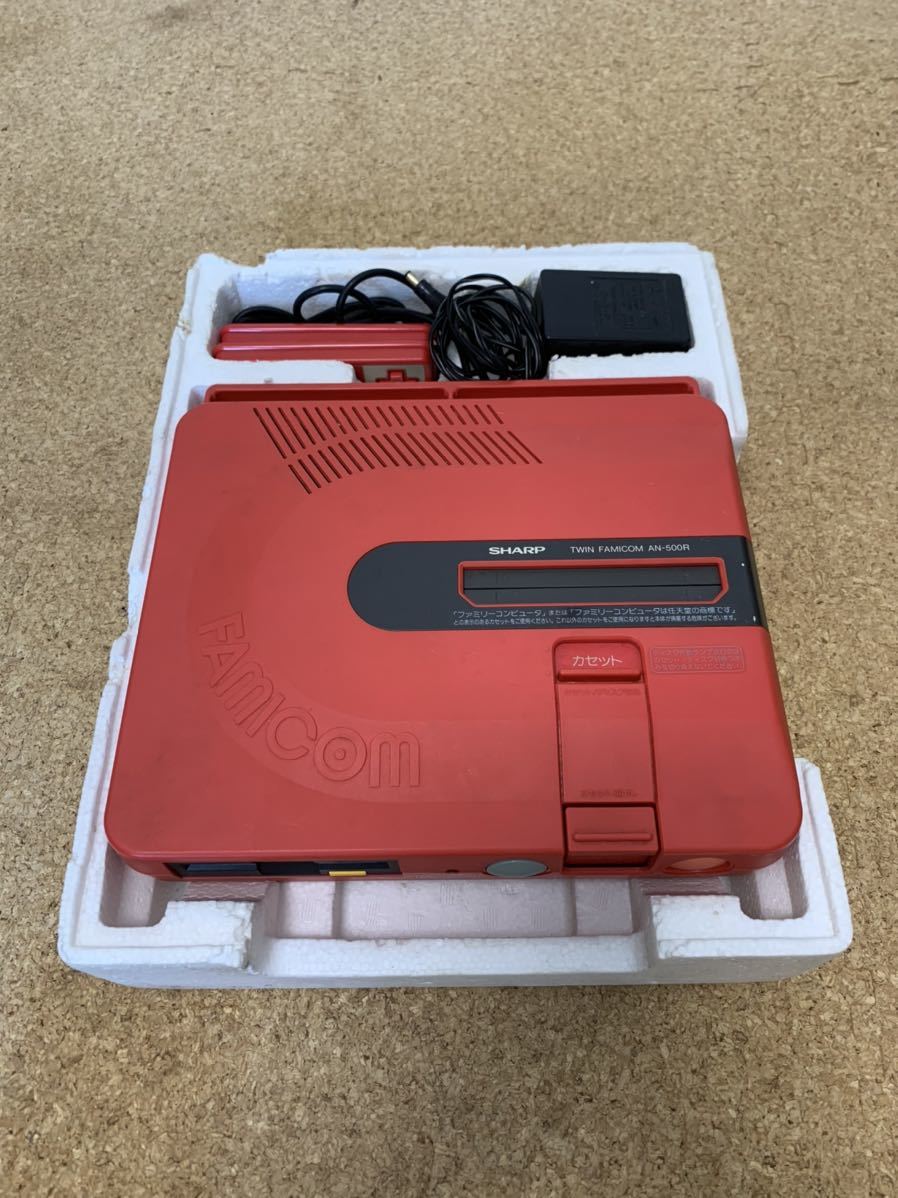 シャープ 赤 ツインファミコン AN-500-R 電源/外箱付 ソフト4個付 