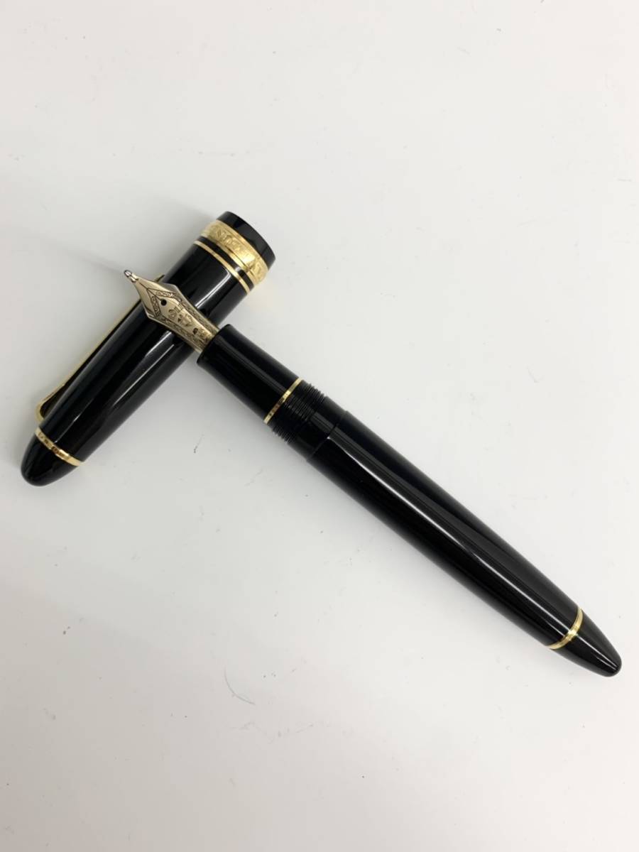 U) SAILOR⁄セーラー 万年筆 FOUNDED 1911 ペン先 14K 585刻印 ブラック