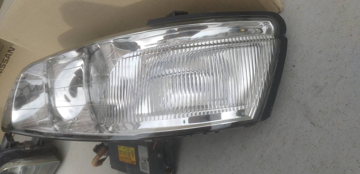 ローレル C35 後期 メダリスト HID 日産 ヘッドライトバルブ 純正 