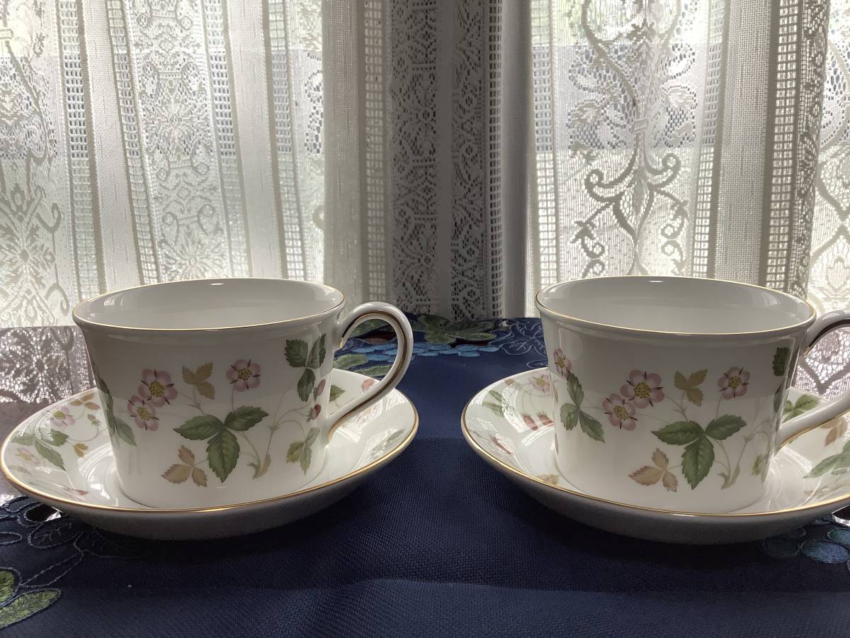 WEDGWOOD WILD STRAWBERRY TEACAP &SAUCER 2客 Wedgwood Teacup Wild