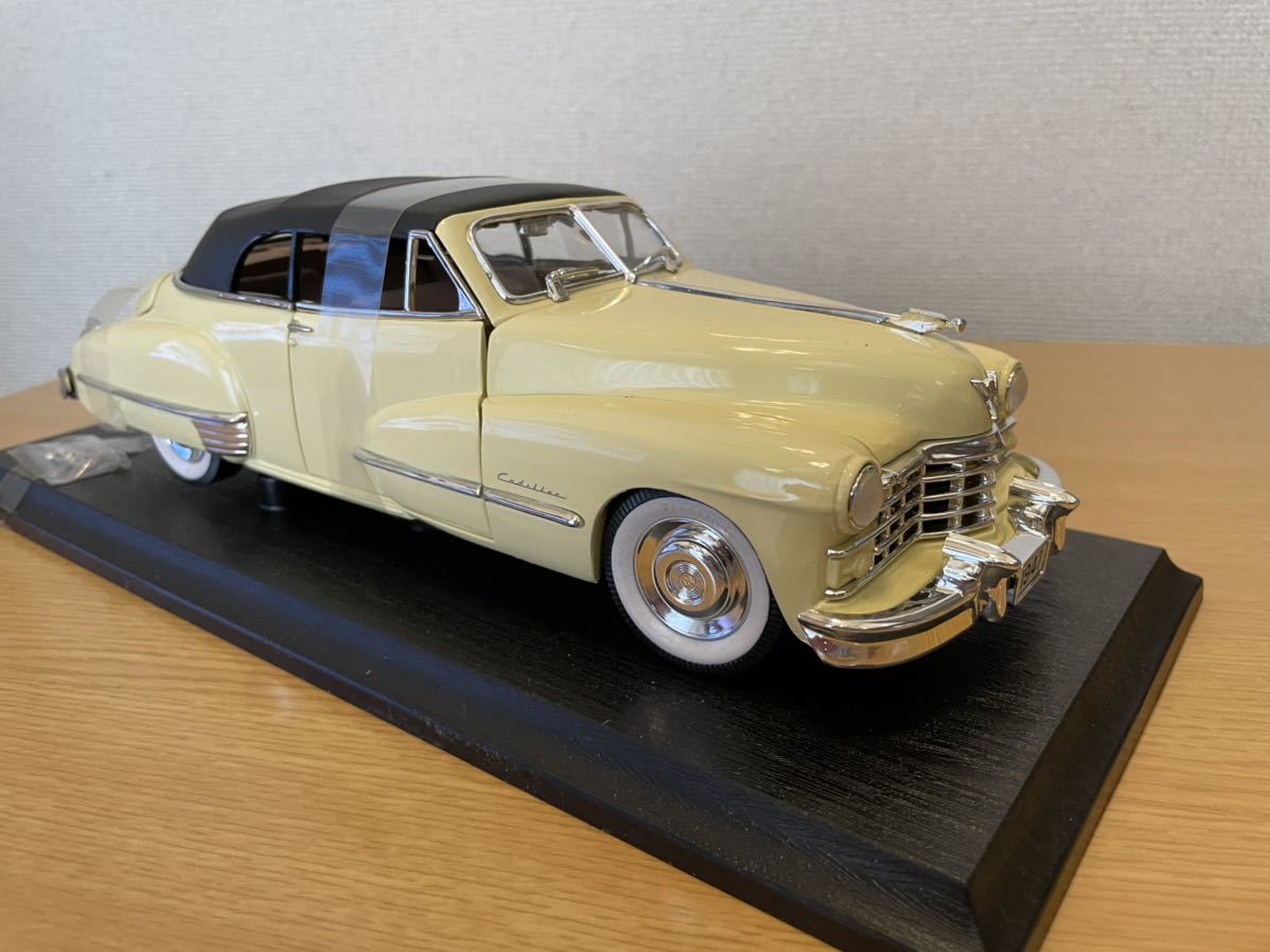 Cadillac 1947 Series 62 キャディラック ダイキャスト1/18 ANSON社 0