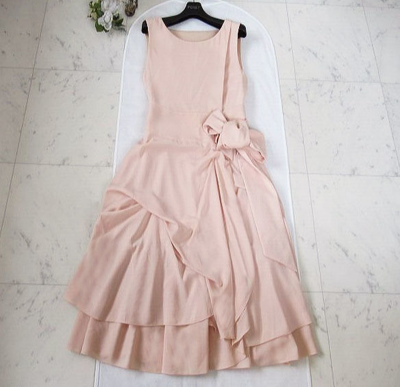 【正規品，限定SALE】DAISY LIN PARIS FOXEY フォクシー エレガンス 掲載 ワンピース 38 Size(トップス)｜売買されたオークション情報、yahooの商品情報をアーカイブ公開 - オークファン 女性用