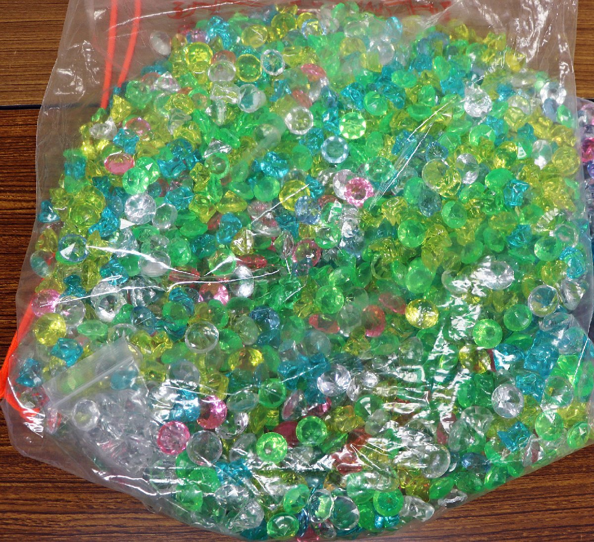 S 品 アクリルアイス ジュエルアイス まとめて セット 重さ約8kg ビニール袋込 メーカー等詳細不明 状態 種類等未確認 置物 売買されたオークション情報 Yahooの商品情報をアーカイブ公開 オークファン Aucfan Com S 品 アクリルアイス ジュエルアイス まとめて セット 重さ約8kg ビニール袋込 メーカー等詳細不明 状態 種類等未確認 置物 売買されたオークション情報 Yahooの商品情報をアーカイブ公開 オークファン Aucfan Com