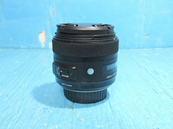 SIGMA 30mm F1.4 DC HSM Art(ニコンFマウント) F1.4 30mm DC レンズ