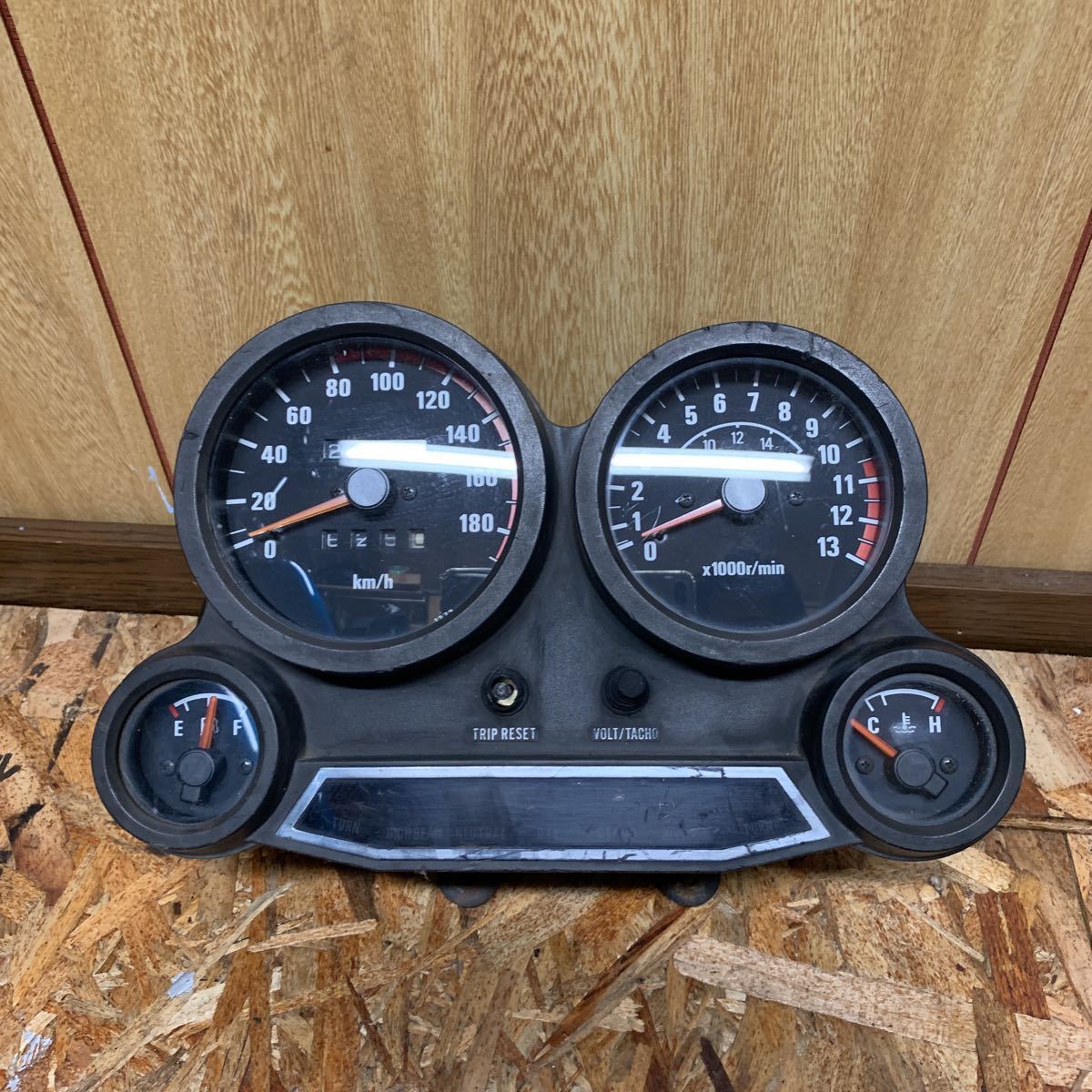Z1 Z2 KZ900 KZ1000 KZ750 KZ650 メターカバー 純正品 再生品 25012
