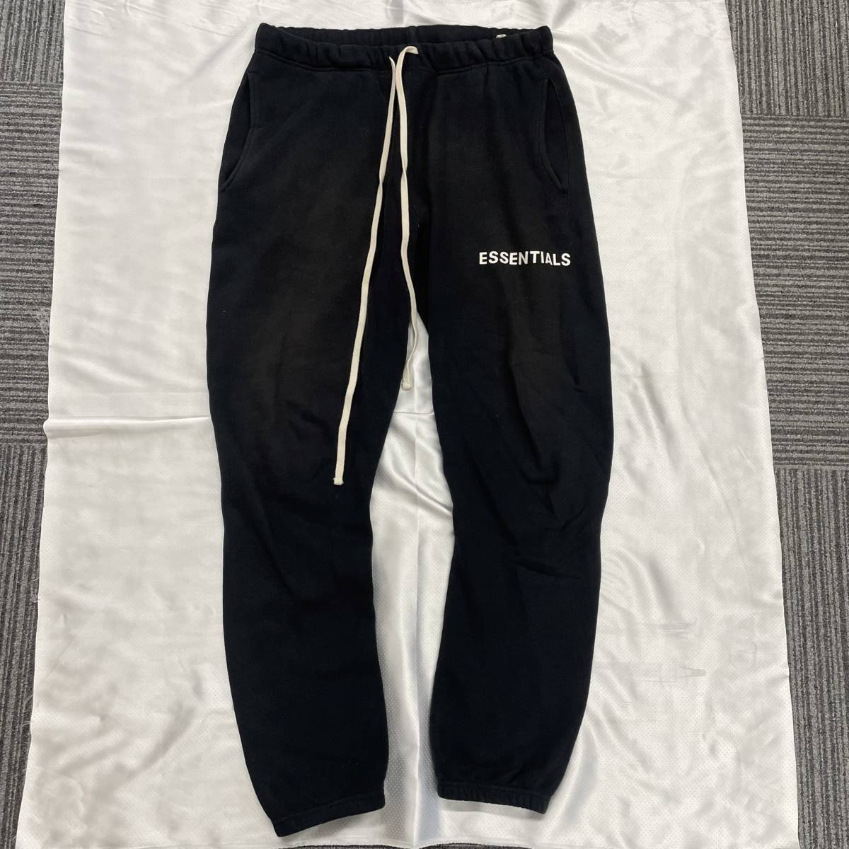 FEAR OF GOD FOG ESSENTIALS Sweat Pant Mサイズ フィアオブゴッド 