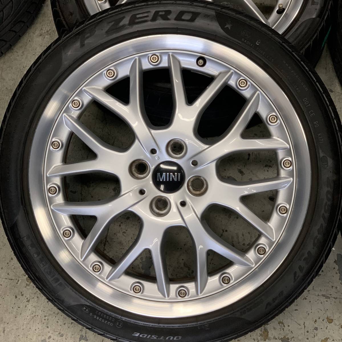 PILELLI P ZERO 205/45R17 ミニ ジョンクーパーワークス