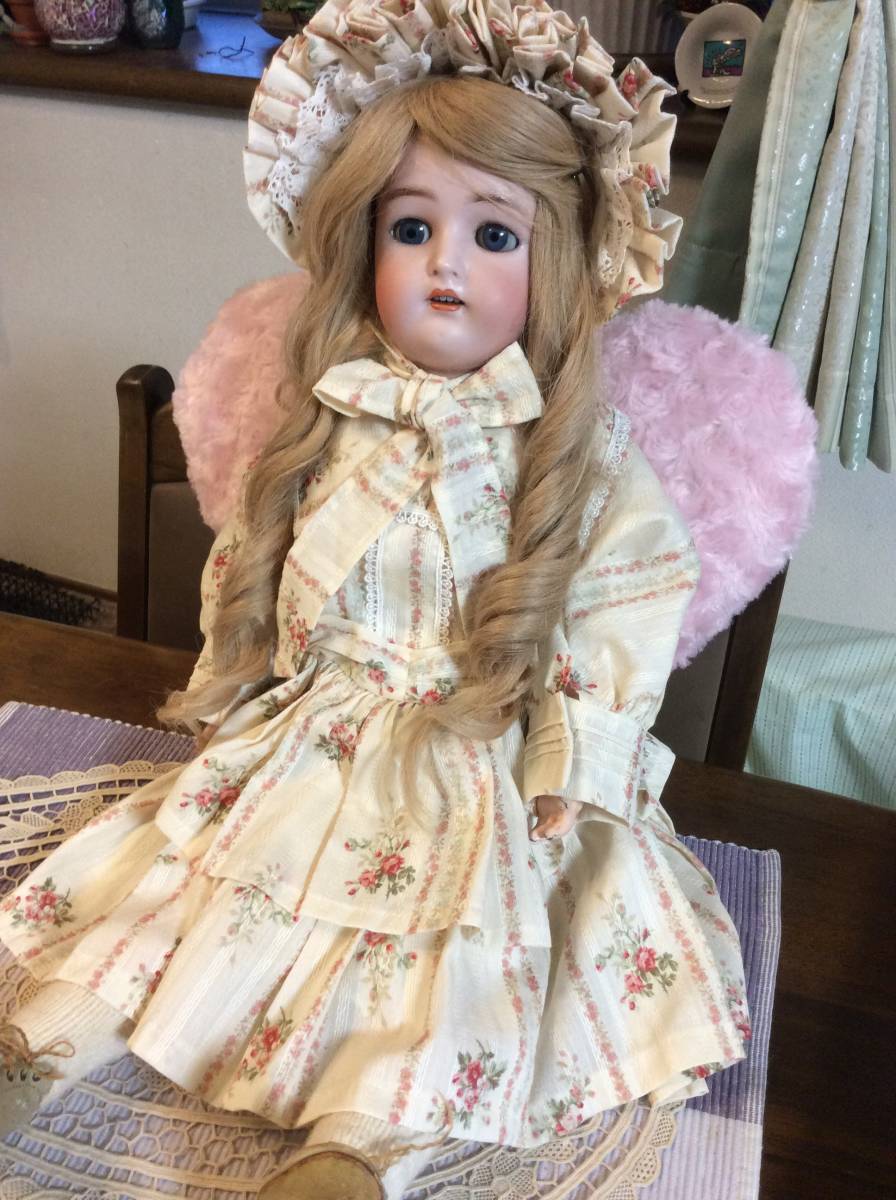 ビンテージ花柄ドレス人形 ♪ コットンの花柄ドールドレスとボネ 70cm前後 ♪ ♪コットン花柄