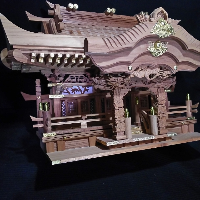 新作，人気セール 正規品 けやき 神棚入母屋三社 屋根幅68ｃｍ(神棚、神具)｜売買されたオークション情報、yahooの商品情報をアーカイブ公開 - オークファン 神棚、神具