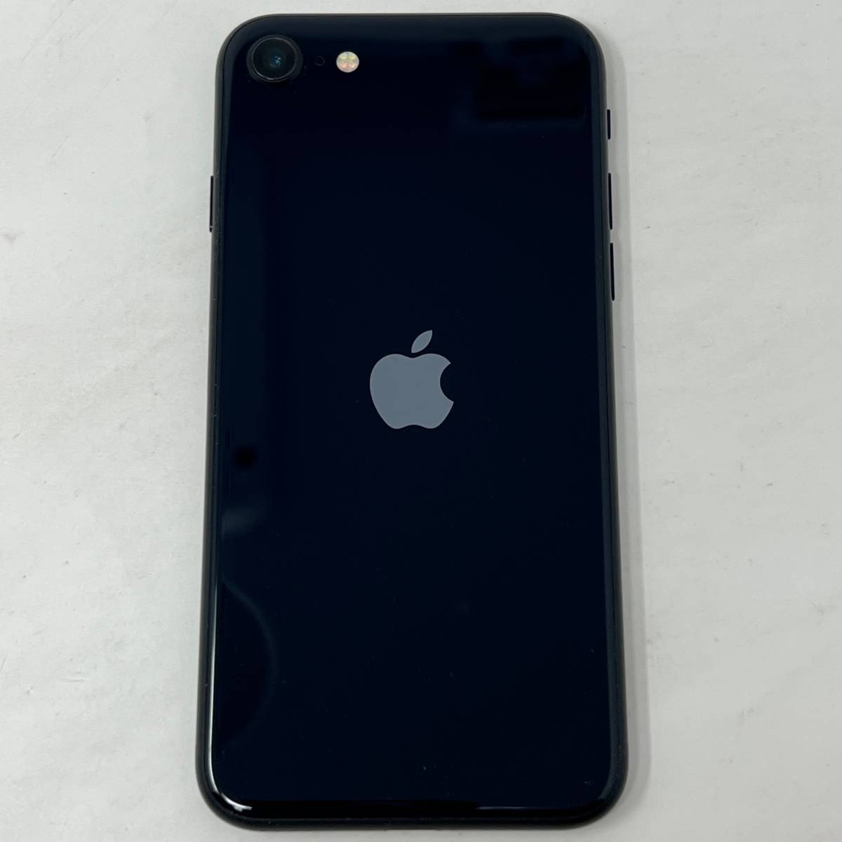 超美品 SIMフリー iPhone SE 3 第3世代 64GB MMYC3J/A 超美品 SIMフリー iPhone SE 3 第3世代 64GB MMYC3J/A