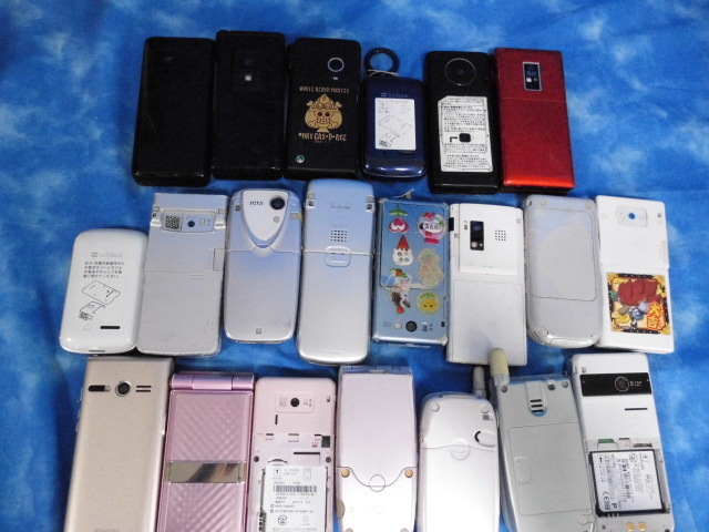 □au docomo softbank ガラケー 携帯電話 21台セット 大量 まとめ売り 
