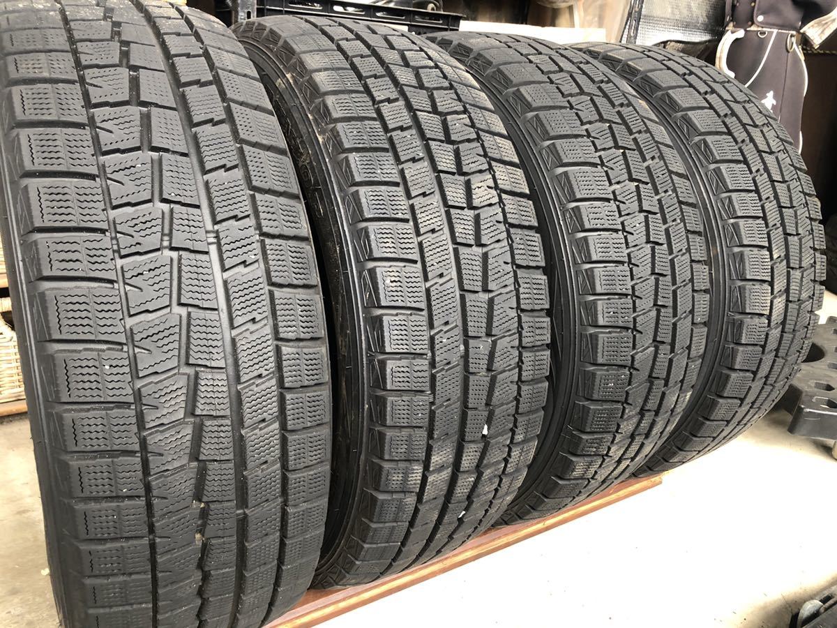 ☆8部山☆215⁄60R17☆ダンロップ WINTER MAXX01☆ 4本セット