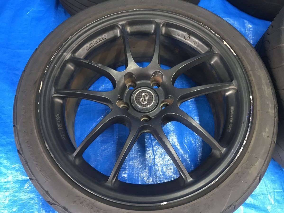 エンケイ PF01 マットブラック 18×8.5+35 18×9.5+45 114.3 5H(中古