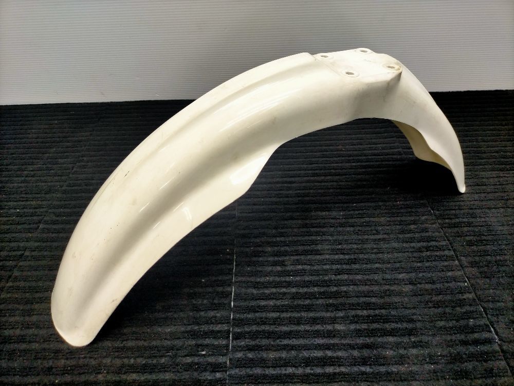 17W | 2026年最新Yahoo!オークション DT50 -dt50(カウル、フェンダー)の中古品 [ヤマハ] フロント DT50純正フロントフェンダー白 割れ無! 純正フロントフェンダー 前フェンダー 交換にどうぞ YAMAHA FRONT • カウルの中古品・新品・未使用