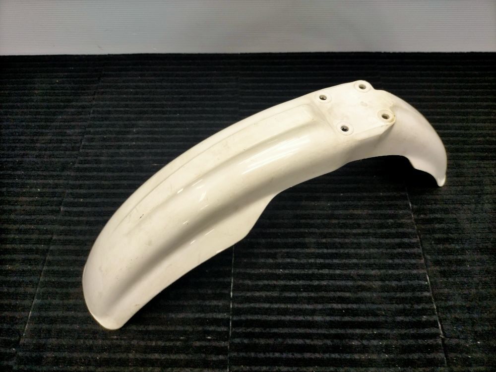 17W | 2026年最新Yahoo!オークション DT50 -dt50(カウル、フェンダー)の中古品 [ヤマハ] フロント DT50純正フロントフェンダー白 割れ無! 純正フロントフェンダー 前フェンダー 交換にどうぞ YAMAHA FRONT • カウルの中古品・新品・未使用
