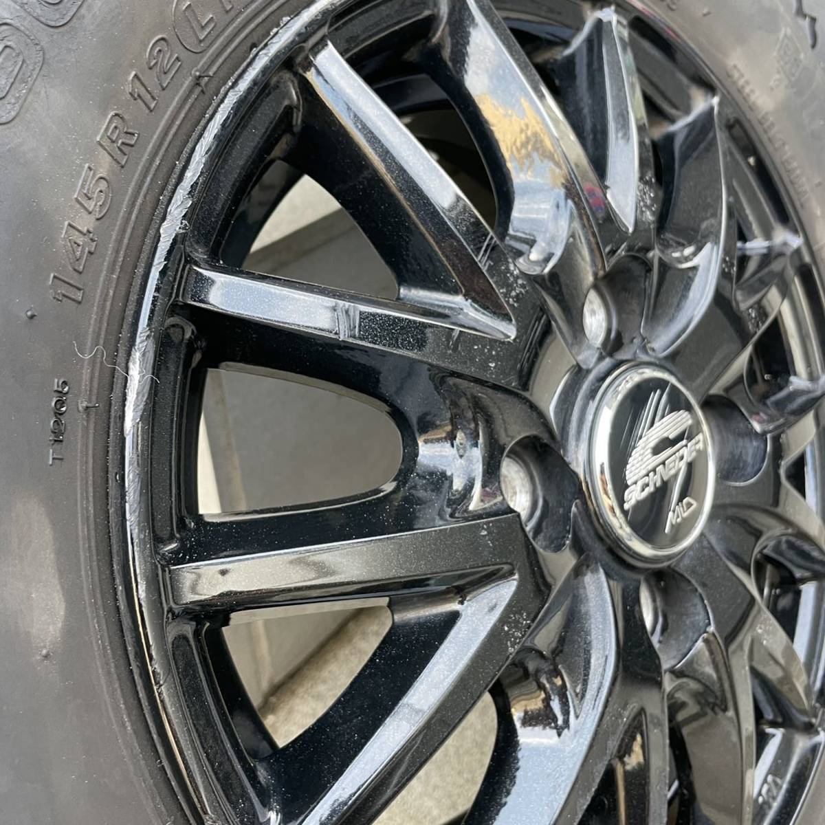 中古 軽バン ブリヂストン タイヤおまけ・アルミホイール 4本セット RD 
