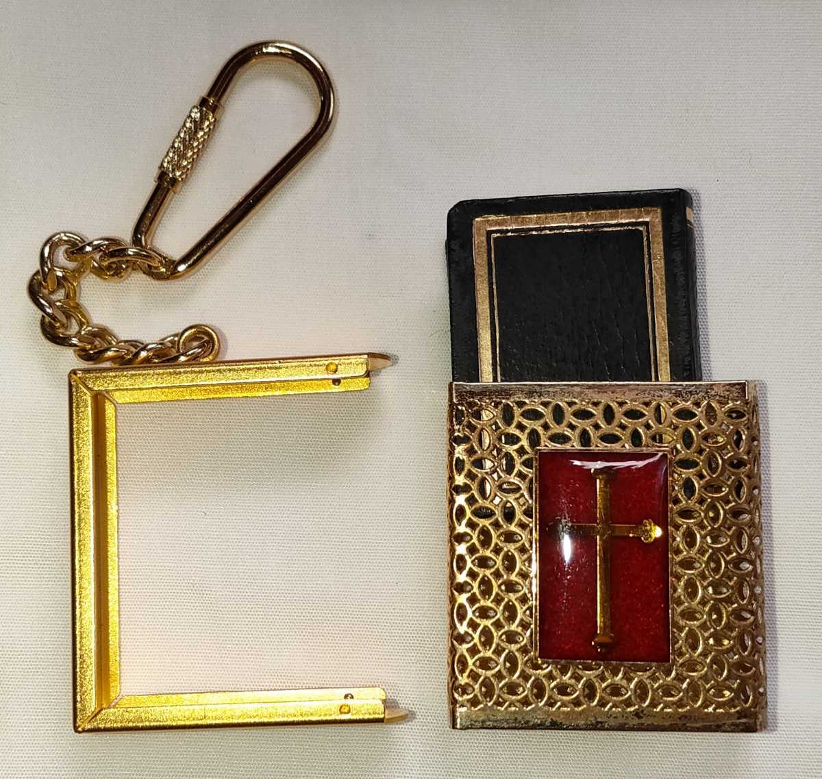 一番小さい新約聖書 豆本 3.5cm×2.5cm 新約聖書（口語訳）マイクロ版 