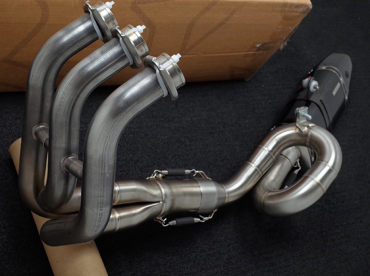 MT-09 XSR900 Akrapovic アクラポビッチ Racing Line 3-1 マフラー 
