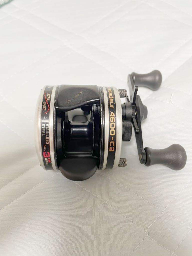 ABU アブ アンバサダー 4600‐C3 実用中古品 スポーツ、レジャー リール