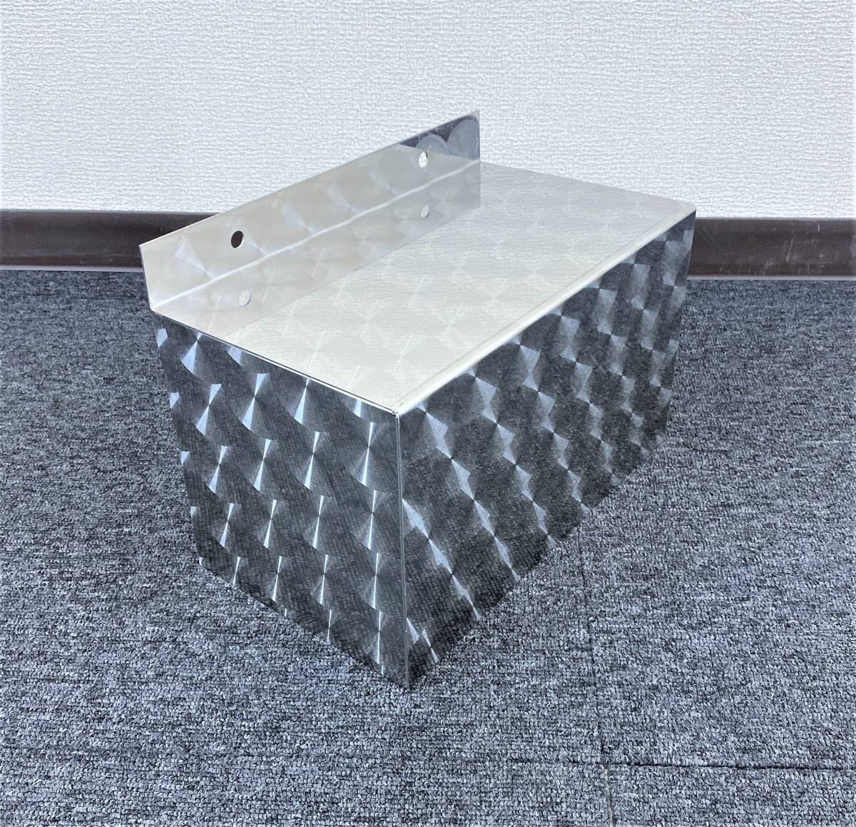 オリジナル ヒューズボックス カバー 鱗柄 ステンレス いすゞ 07エルフ