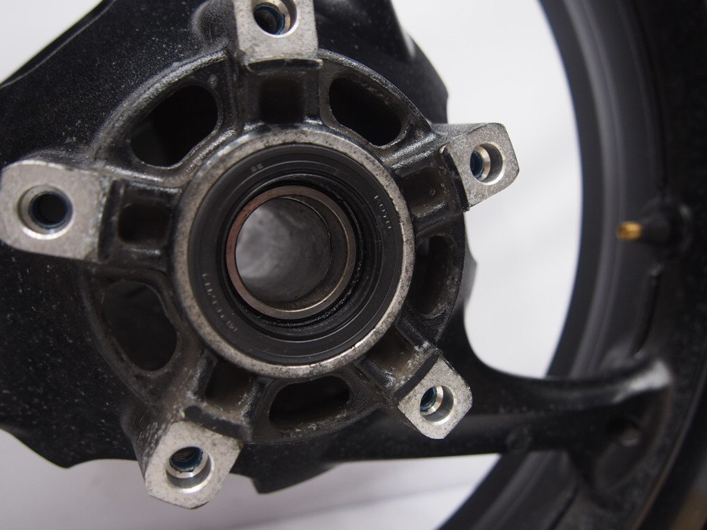 GSX-R600.K8-K9純正リアホイール5.50×17J曲がり捲れなしGSX-R750 2026