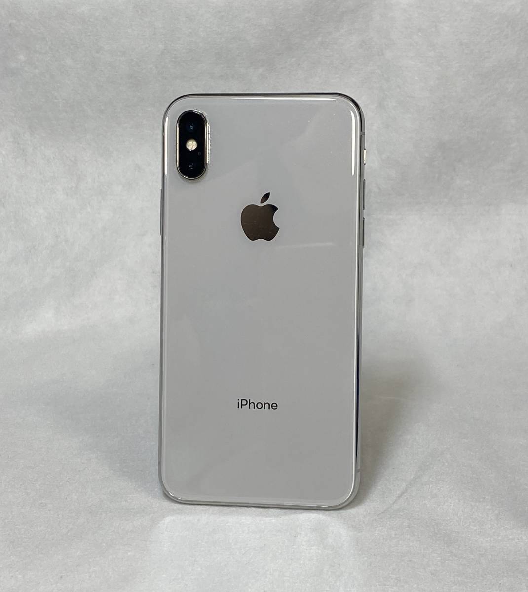 iPhone Xシルバー64GB SIMロック解除済 iPhone X シルバー 64GB SIMロック解除済み 中古品 iPhone スマホ本体